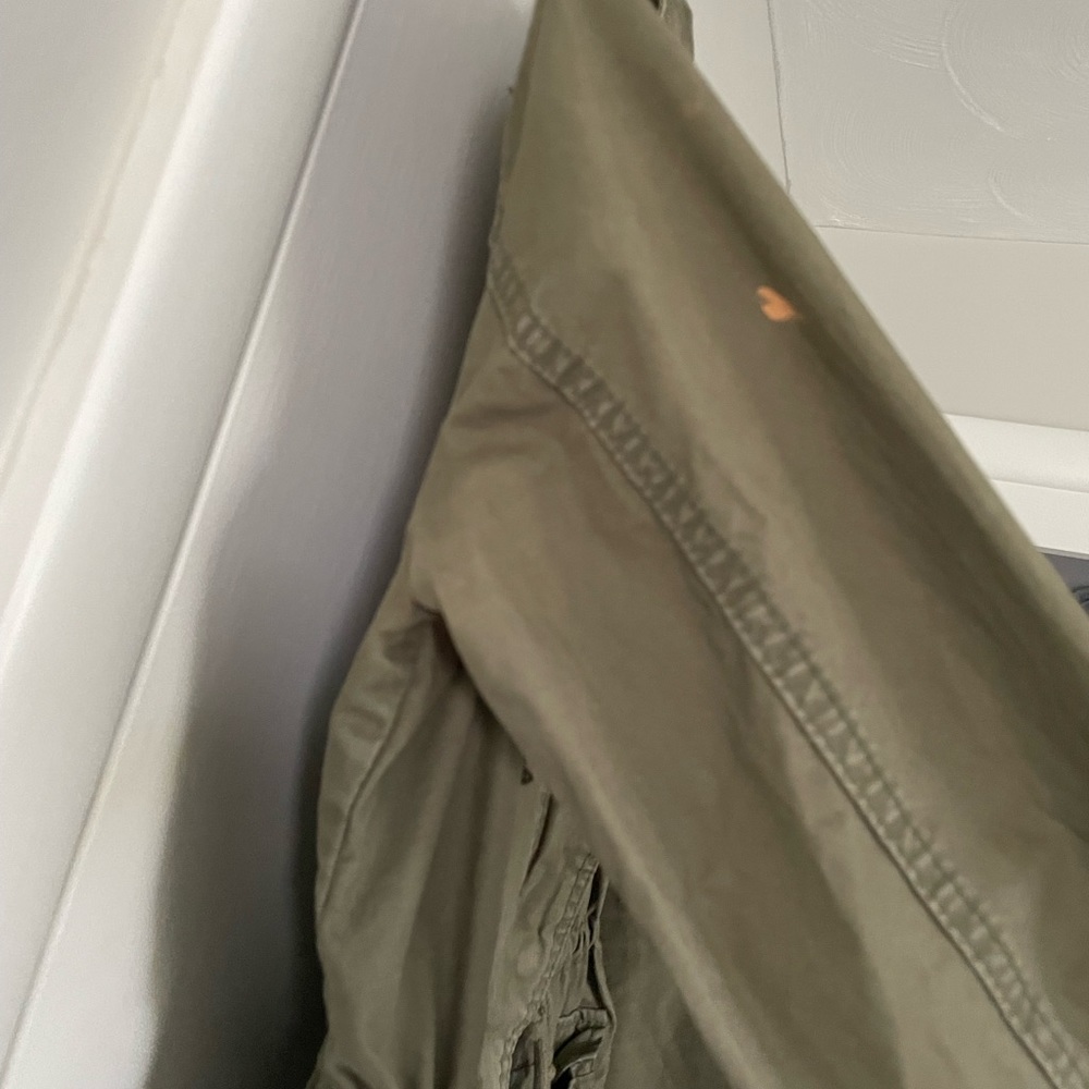 Old Navy Utility Jacket in Olive - Picture 3 of 9